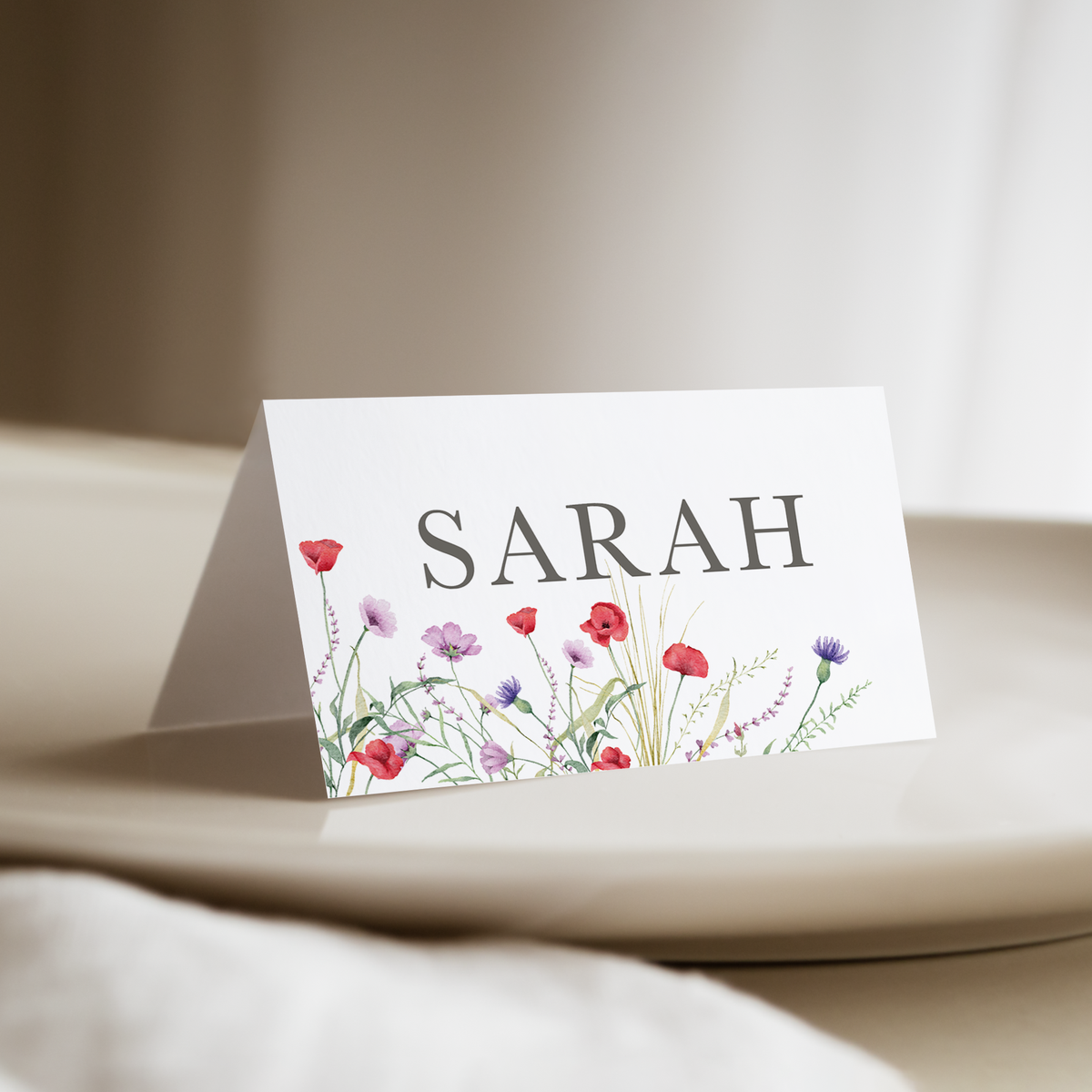 Poppy Place Settings